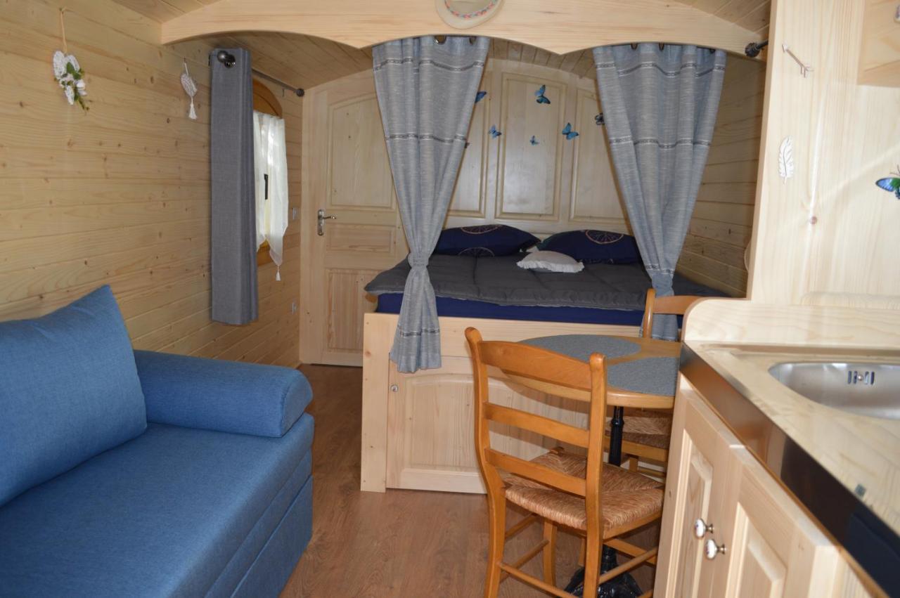 Hotel Le Clocher De Neyran à Saint-Gervais-sur-Mare Extérieur photo